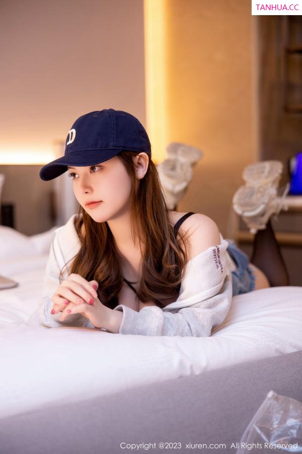 豆瓣酱  [XiuRen]高清写真图 2023.01.18 No.6155 豆瓣酱 外卖员第48张图片